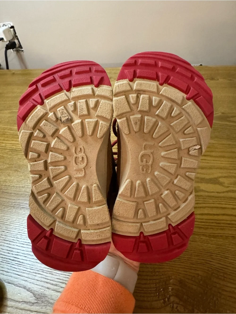 UGG Kids Brown Leather Ankle Boots with Red Laces 9C